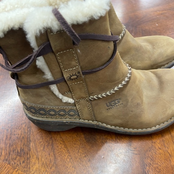 Ugg Shearling Lined size 7 - Picture 4 of 5